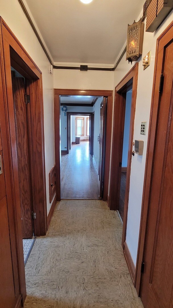 Building Photo - 5228 W Hutchinson St