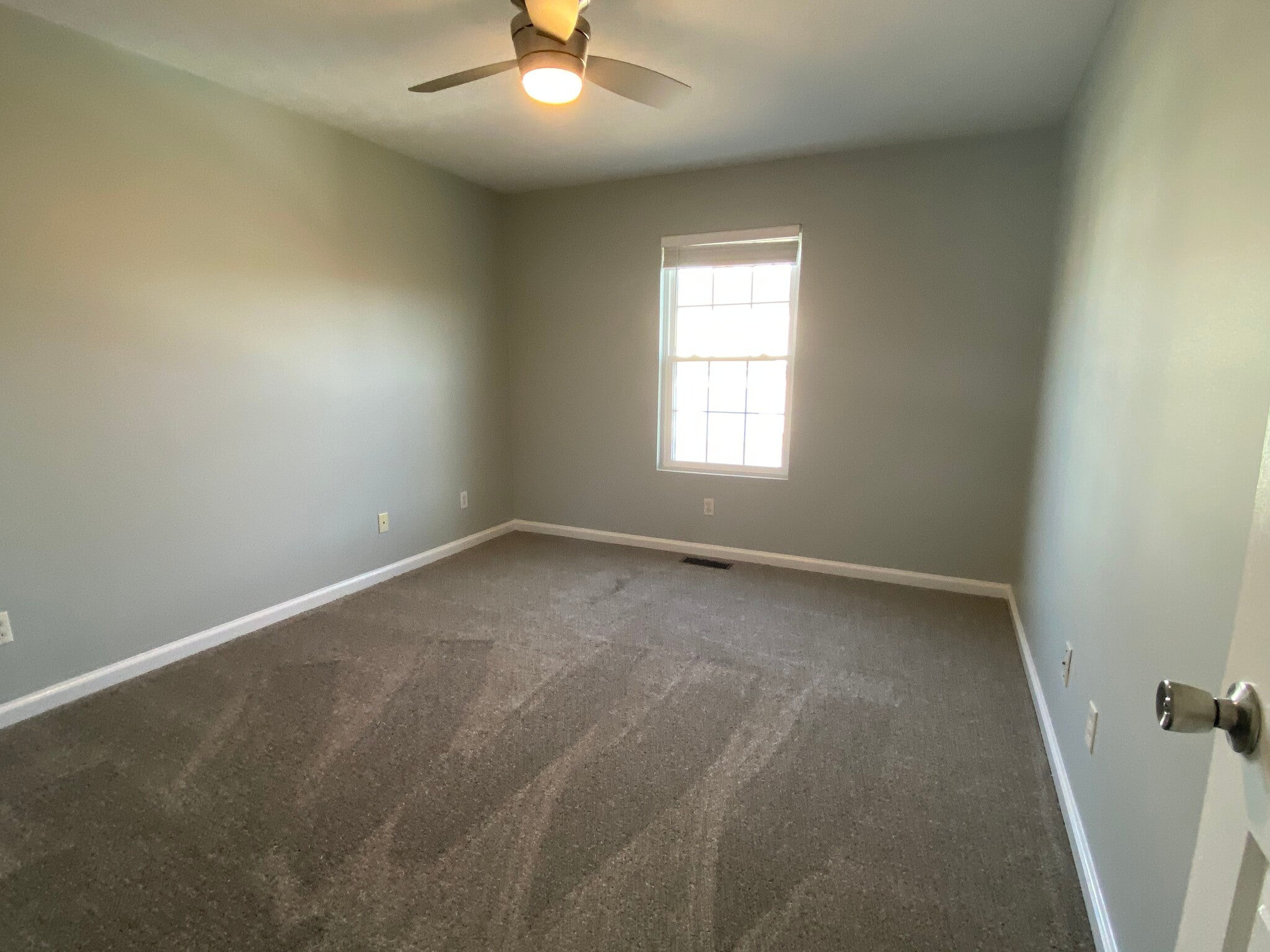 Building Photo - 218 Pinnacle Ct