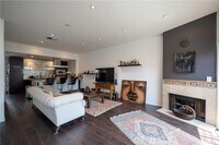 Building Photo - 1424 26th St