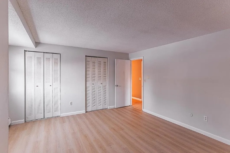 Building Photo - 36 English Village Rd