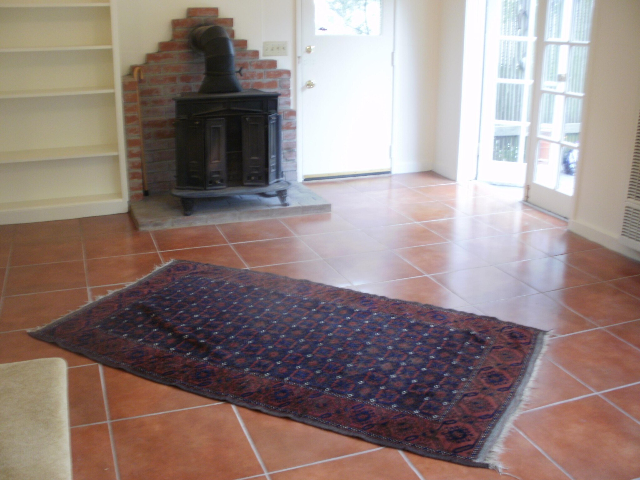 Building Photo - 58 Roble Rd