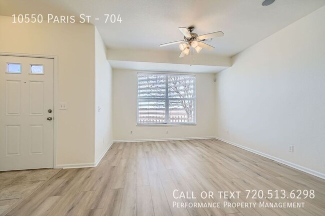 Building Photo - Freshly Updated Spacious Two Bedroom Townhome