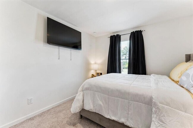 Building Photo - 2359 Argento Cir