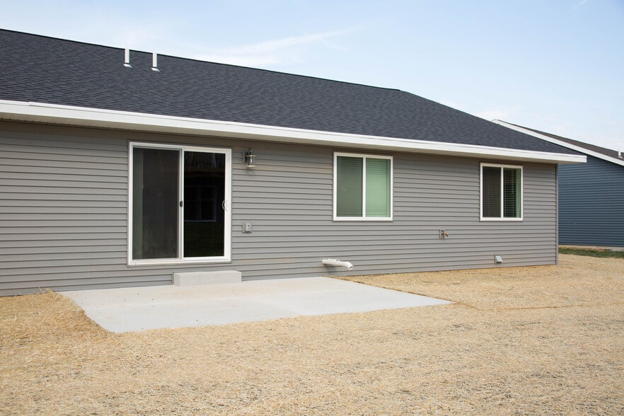 Building Photo - 2169 Black Foot Ln