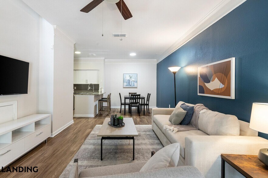 Building Photo - 2801 Biltmore Park Dr