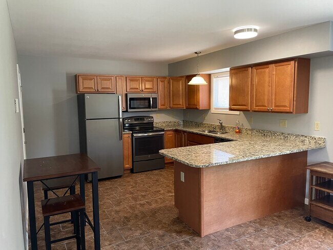 Building Photo - 131 Birdseye View Drive