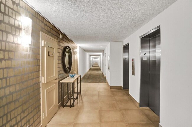 Building Photo - 5200 N Ocean Blvd