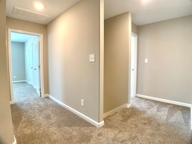 Building Photo - 448 Ayden Ln