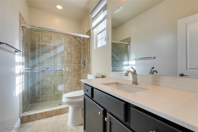 Building Photo - 2497 Birch Hollow St