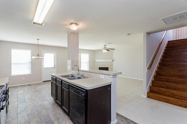 Building Photo - 4546 Newhope Terrace Ln