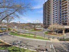 Building Photo - 5500 Holmes Run Pkwy