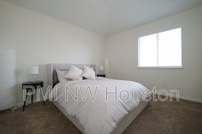 Building Photo - 1203 Lavender Shade Ct
