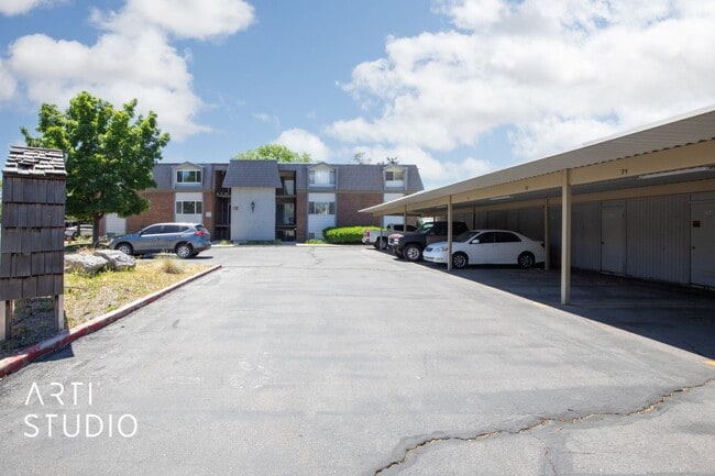 Building Photo - Adorable 3-Bedroom Condo in Prime Provo Lo...