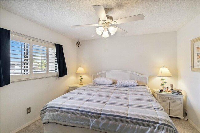 Building Photo - 5624 Ashton Lake Dr