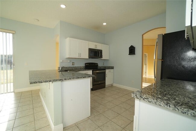 Building Photo - 2560 Sage Dr