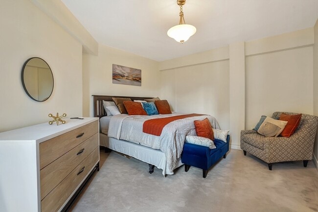 Building Photo - 20 Chapel St