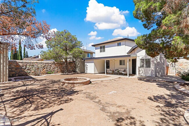 Building Photo - 12120 Desert Quail Ave