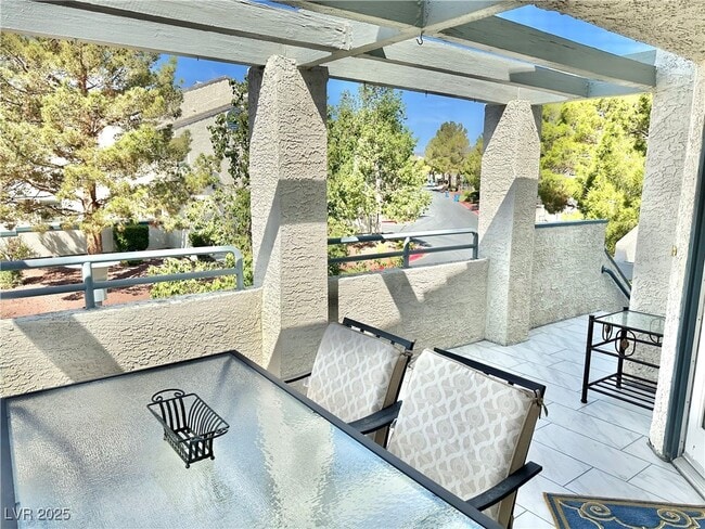Building Photo - 2716 Lodestone Dr