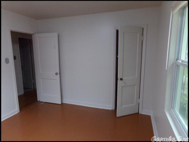 Building Photo - 166 Tulane