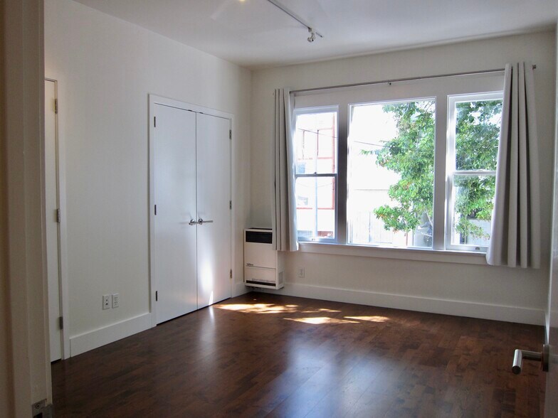 Building Photo - 20 Boardman Pl