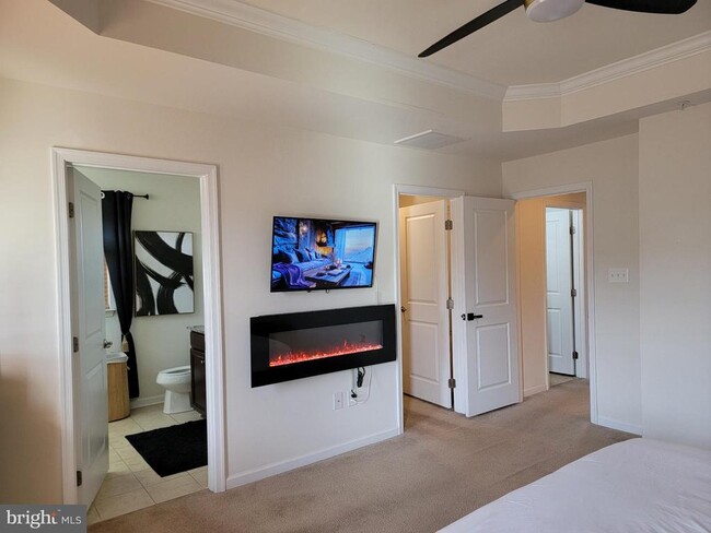 Building Photo - 12347 Echo Hill Pl