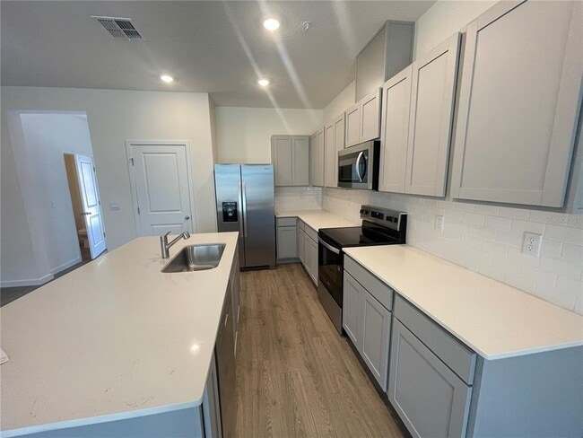 Building Photo - 3312 Chroma St