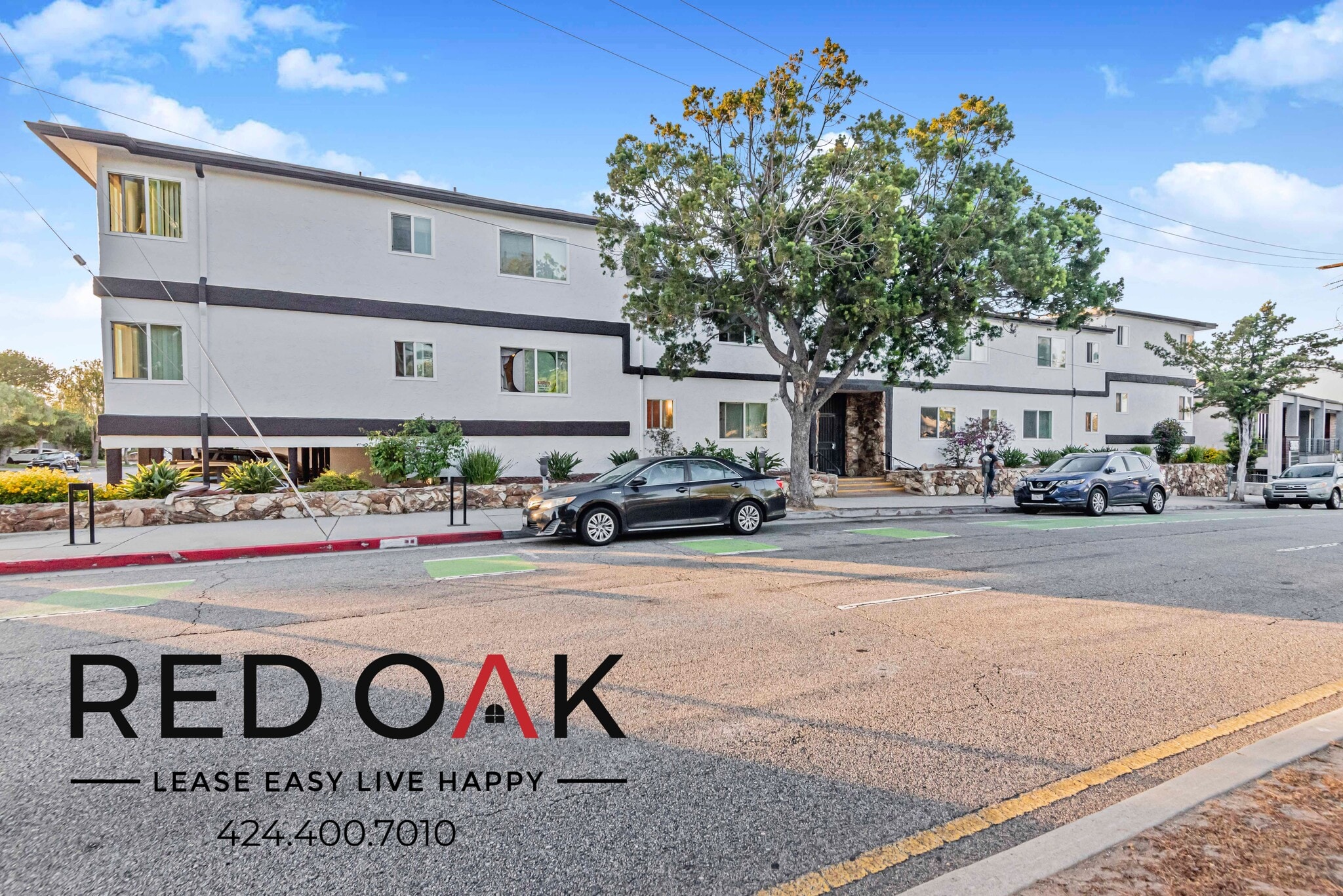 Building Photo - 3401 Ocean Park Blvd