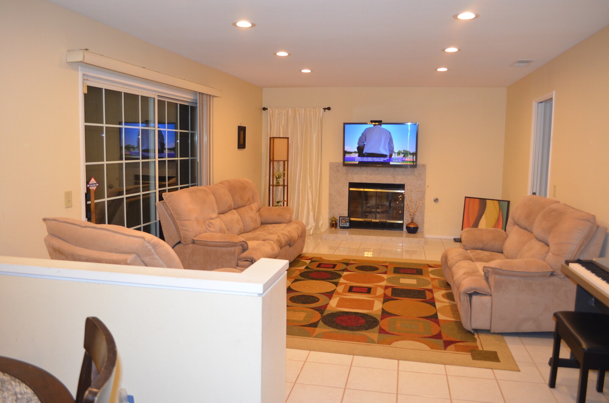 Building Photo - 10629 bernabe drive