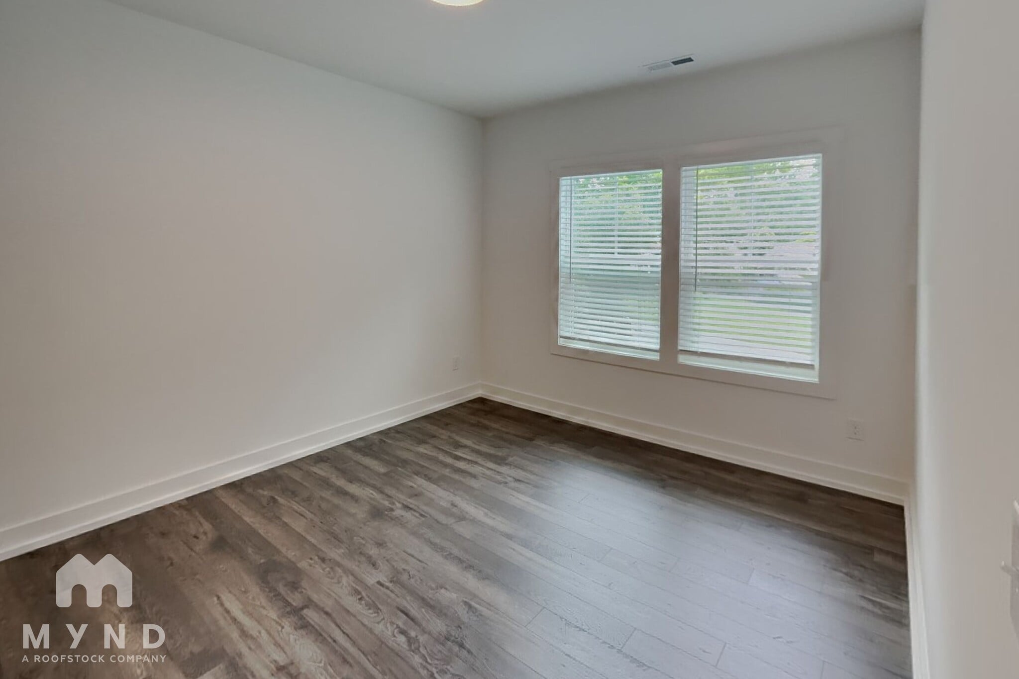 Building Photo - 1027 Trembeth Dr