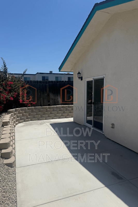Building Photo - 10047 Woodpark Dr