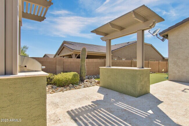 Building Photo - 26093 N 96th Ave