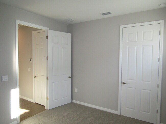 Building Photo - 148 Soliera St