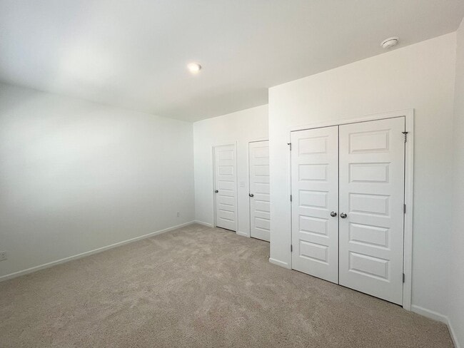 Building Photo - New Construction 2BD, 3BA Raleigh Townhome with Easy Access to Downtown Raleigh and Garner