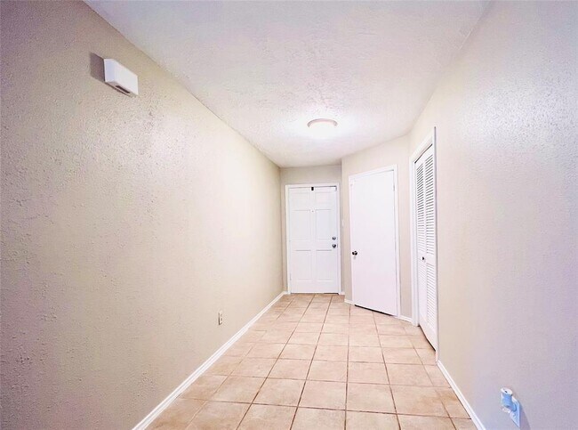 Building Photo - 18418 Arbormont Dr