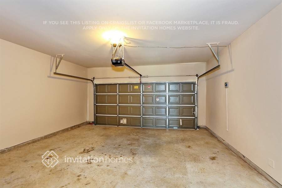 Building Photo - 15602 Forest Creek Farms Dr