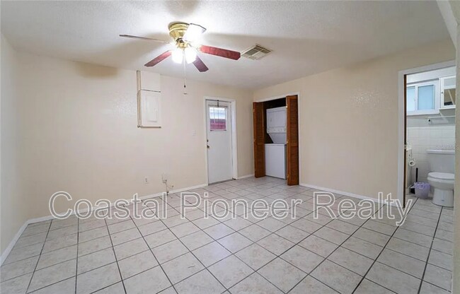 Building Photo - 7713 Heather St