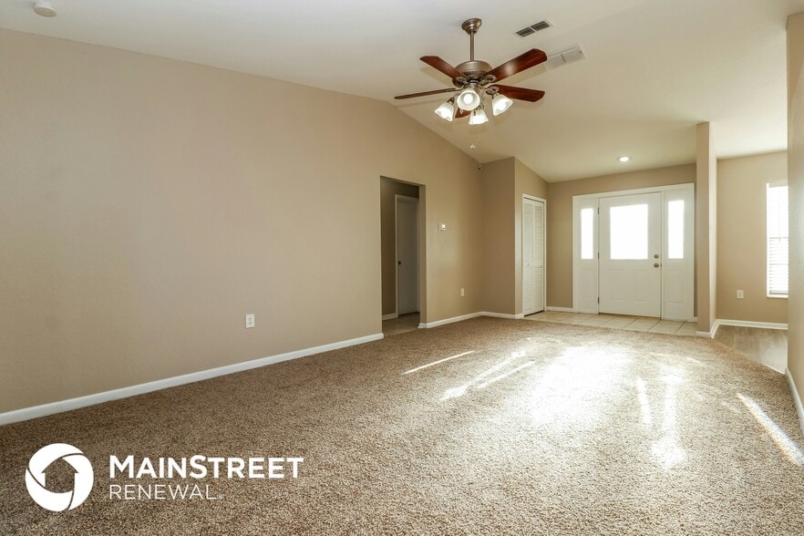 Building Photo - 3042 Pintado Ave