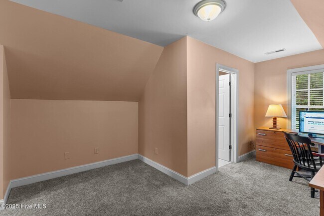 Building Photo - 5415 Dunmore Rd