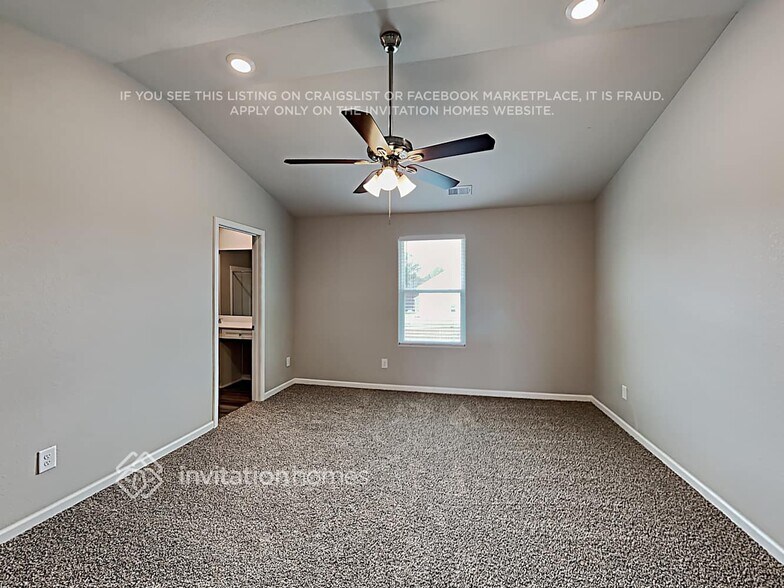 Building Photo - 860 Avery Pond Dr