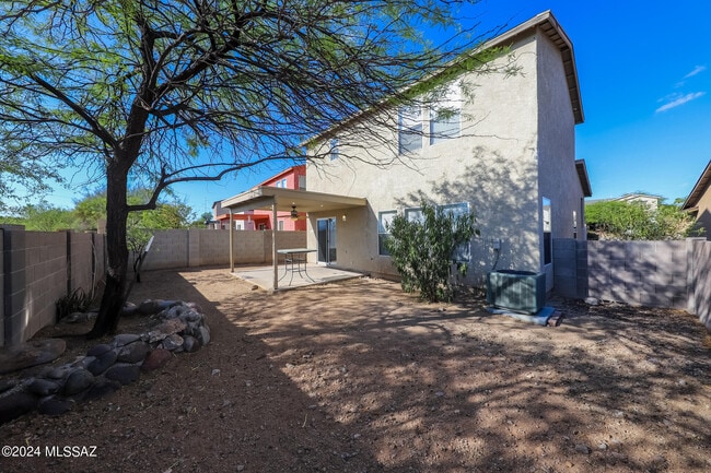 Building Photo - 2083 S Mcconnell Dr