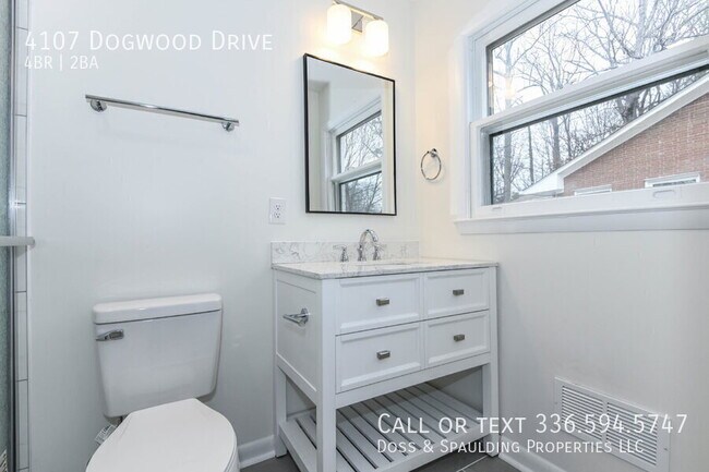 Building Photo - 4107 Dogwood Dr