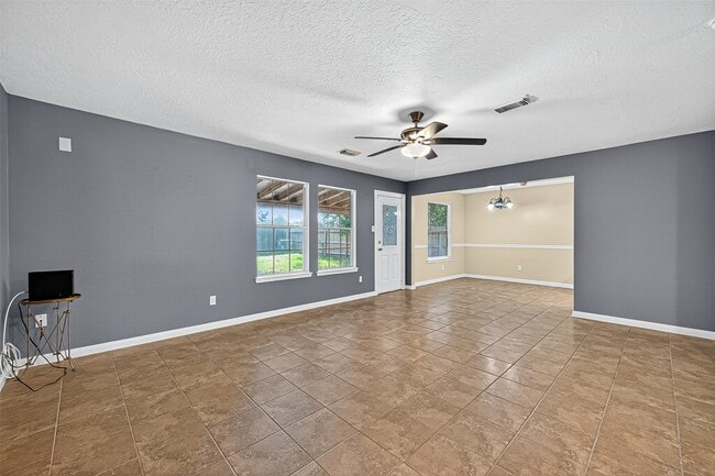 Building Photo - 3714 Bent Springs Ln