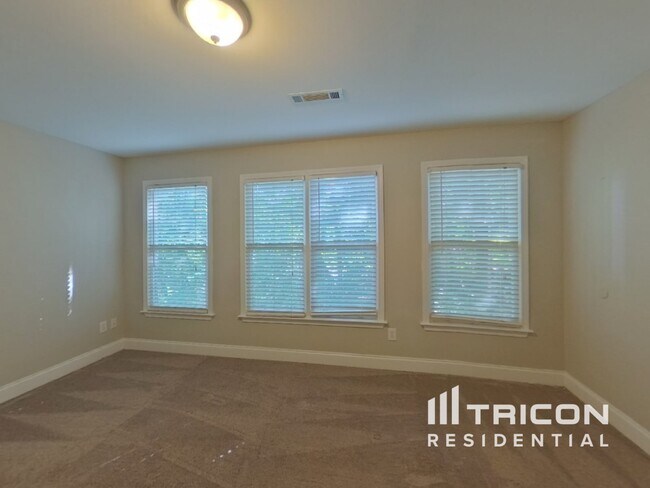 Building Photo - 100 Wyngate Dr