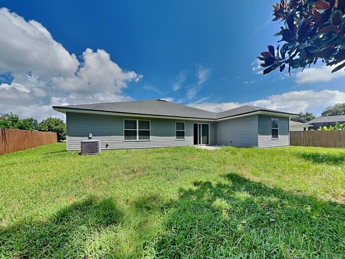 Building Photo - 244 Bridgeport Ln