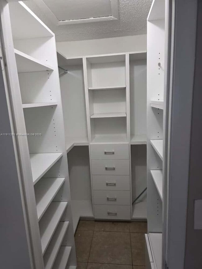 Building Photo - 16813 SW 107th Pl