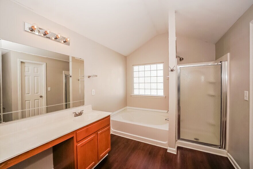 Building Photo - 1424 Jabbok Pl NW