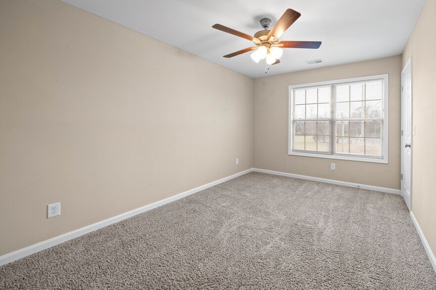Building Photo - 55 Durrett Dr