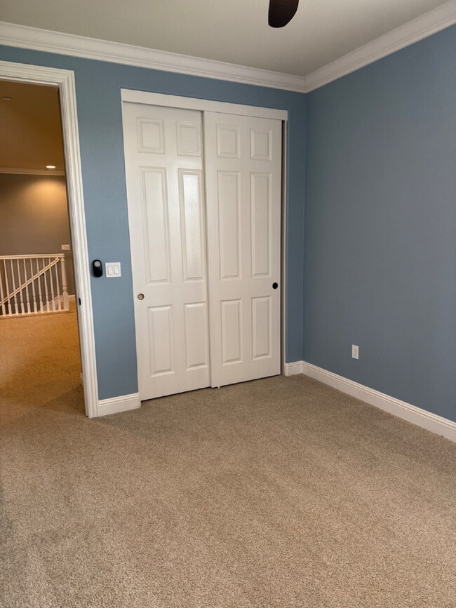 Building Photo - Gorgeous 3 Bed, 2.5 Bath Condo in Perfect ...