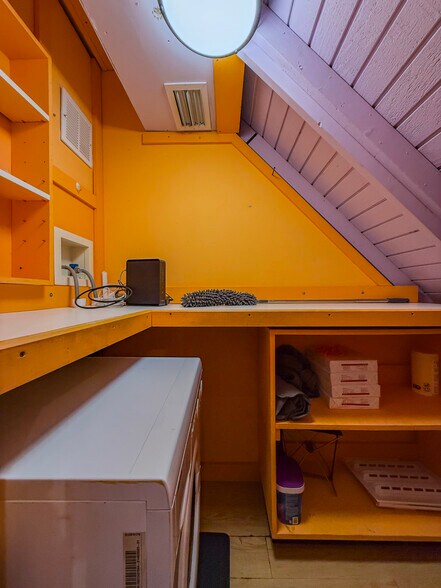 Building Photo - 5113 31st Ave S