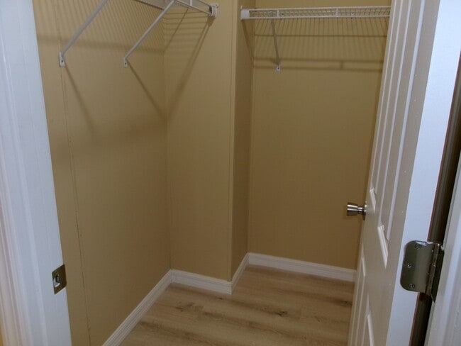 Building Photo - 22 Honey Bear Path